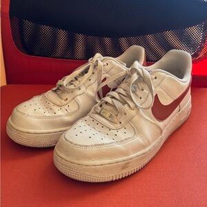 Nike White and Burnt Orange Sneakers